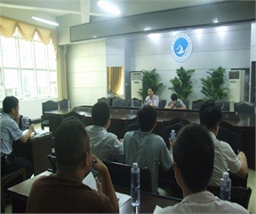 学院召开重点建设专业人才培养方案改革论证会