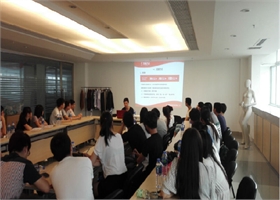 我院电商创业班学员赴才子服饰有限责任公司参观学习