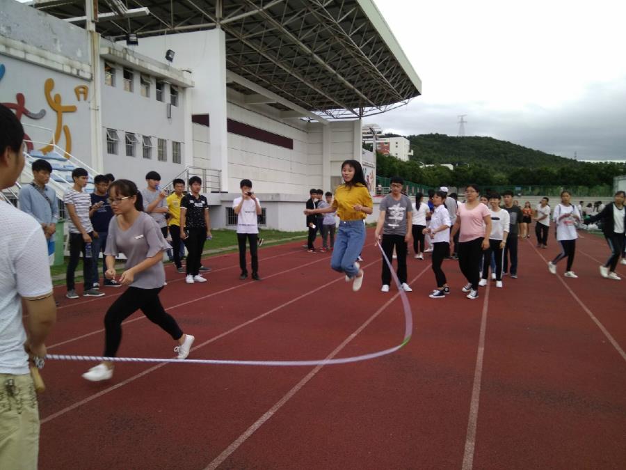 我院2016年新生体育系列赛之跳绳赛各奖项成绩揭晓