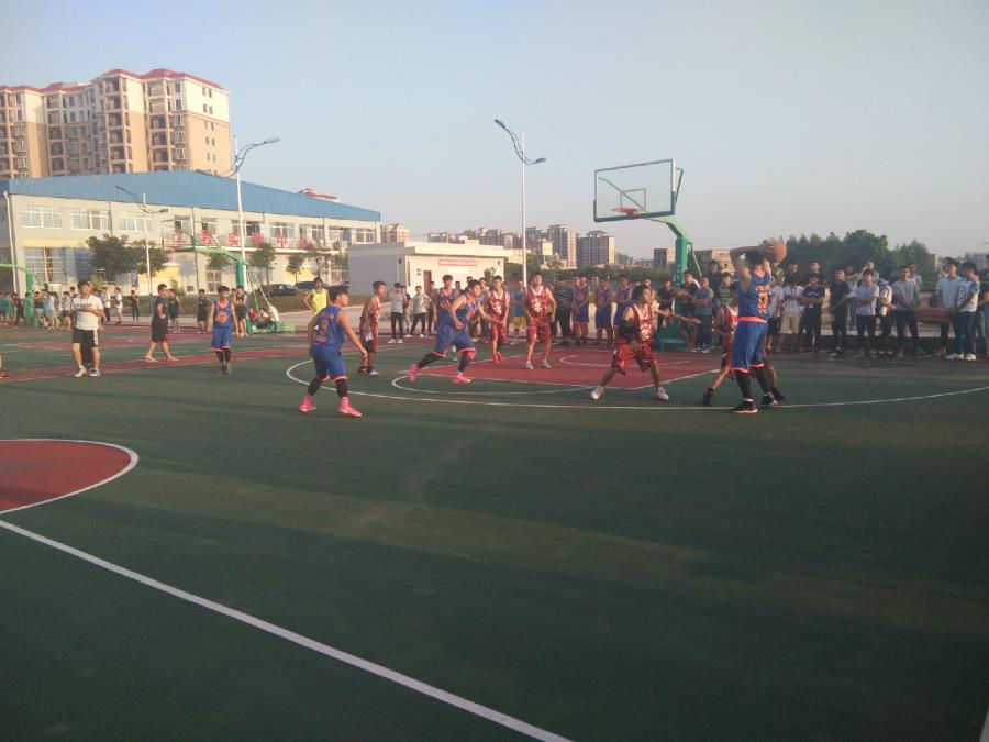 我院新生体育系列赛之篮球赛四强名单出炉