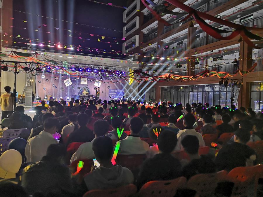 机械工程学院“笑Skr人”新年晚会