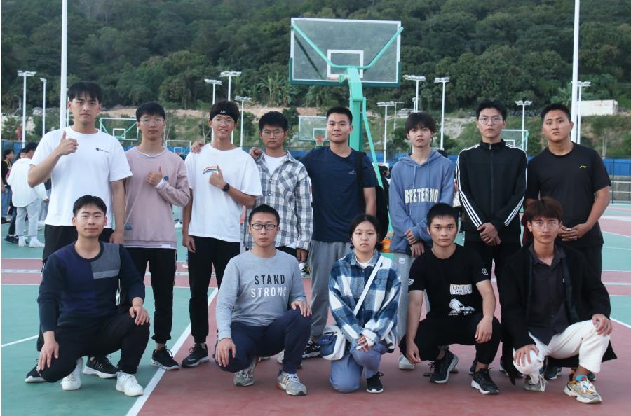 新生跳绳比赛｜跳出精彩，绳采飞扬