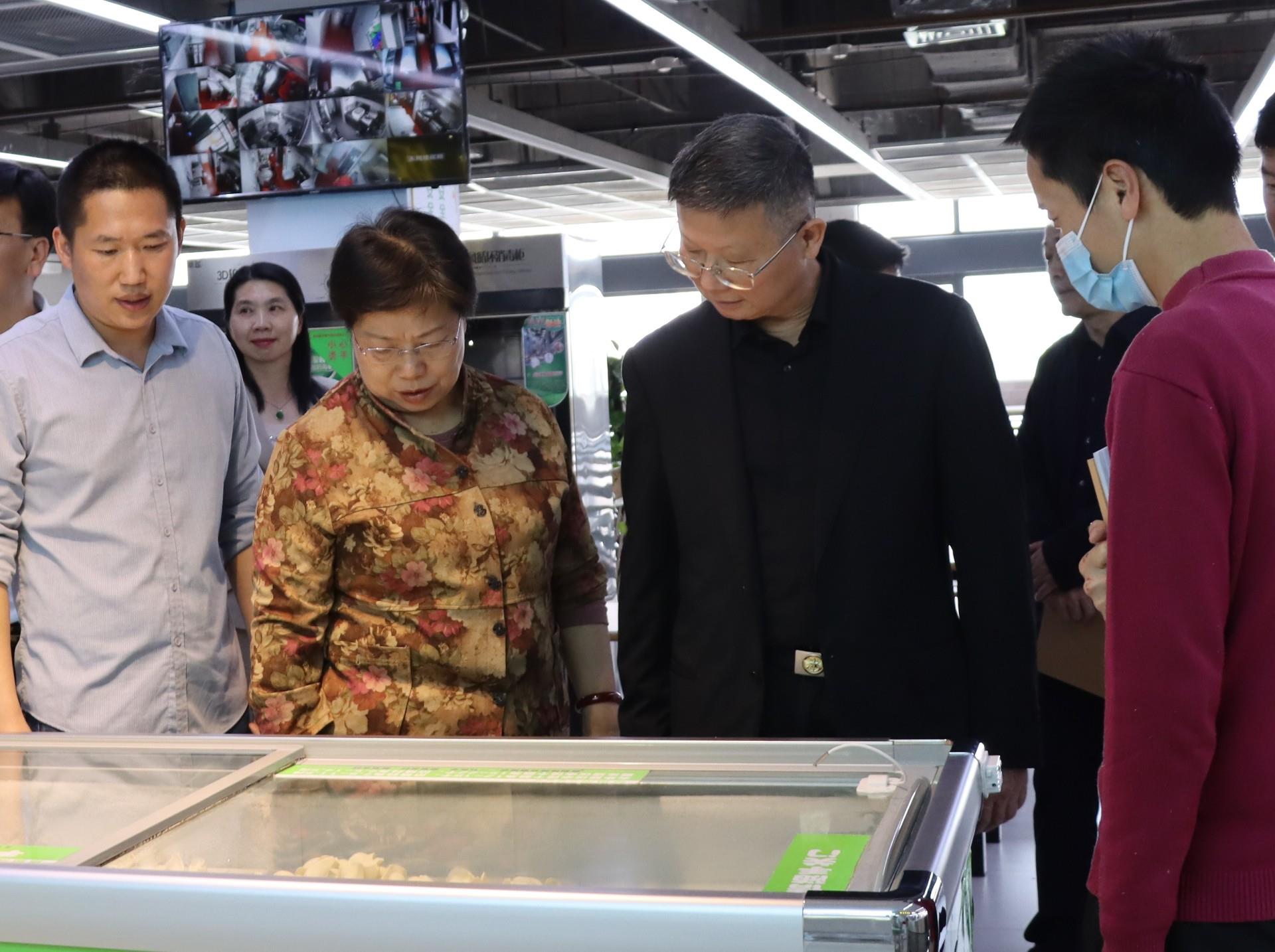 守护好师生员工“舌尖上的安全”    湄职院学生服务保障专题党委会召开