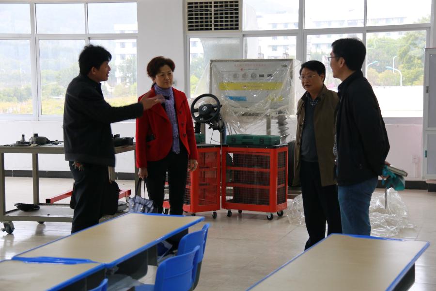 三明市张丽娟副市长一行来我院考察交流