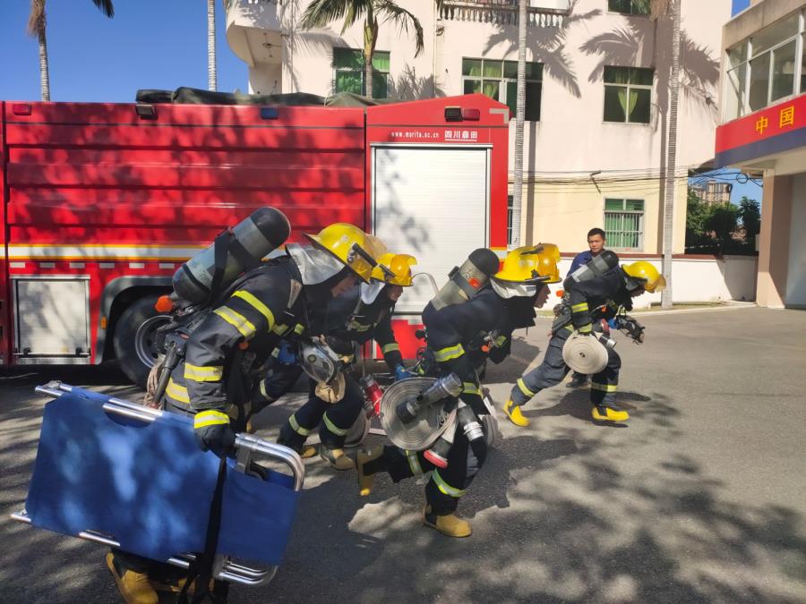 关注消防，生命至上|建筑工程系走进消防救援基地