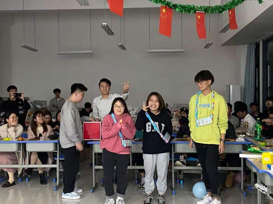 我的青春我的团|“青春新征程，奋进新时代”建筑工程技术202联谊晚会