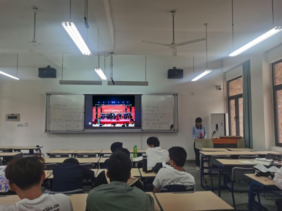 百年风华正茂，奋斗书写华章|建筑工程系观看2021年国家奖学金福建省颁奖活动