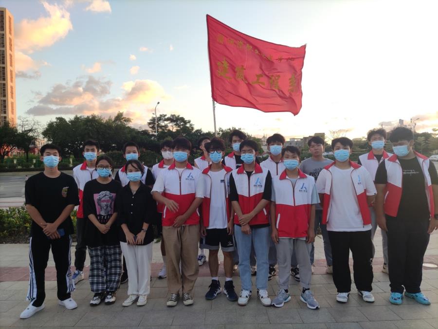 筑牢防疫墙 | 疫情防控不放松，温情迎接返校生