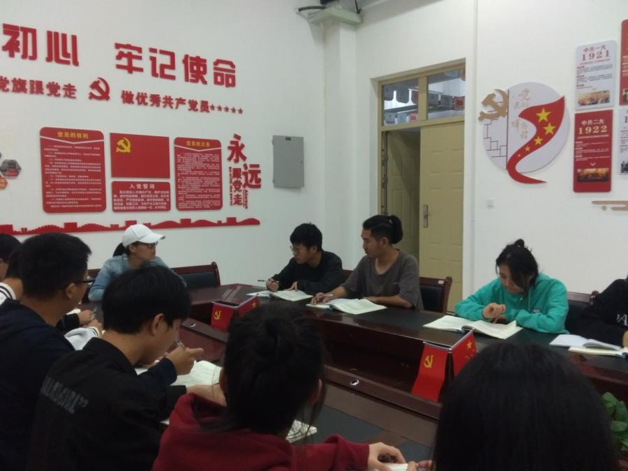 笃学力行，严于律己│建筑工程系开展新生入学指南讲座