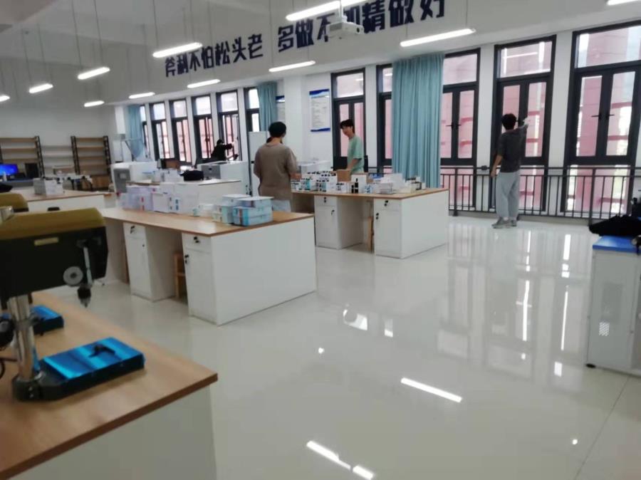 以劳筑梦，不负青春