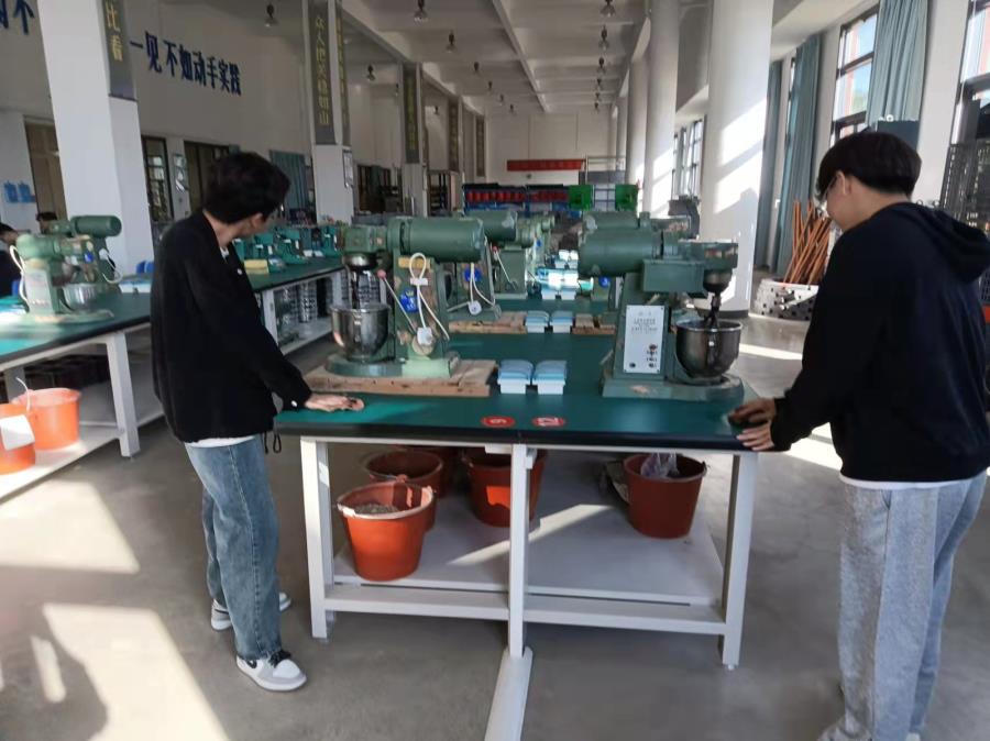 义务劳动 | 投身义务劳动，共建文明校园