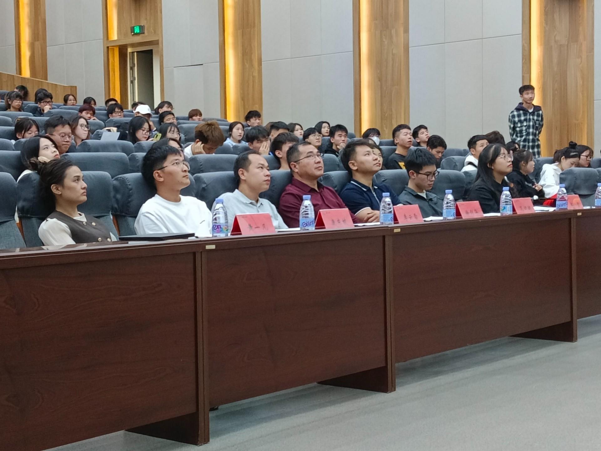 喜迎二十大 奋进新征程|建筑工程系开展学生干部竞选演讲大会