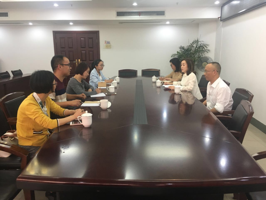 工商管理系拜访市邮政速物流公司，交流物流生产性实训
