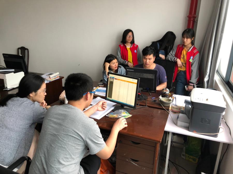 以赛促学，共同成长——工商管理系赴莆田职业技术学校进行电子商务省赛指导