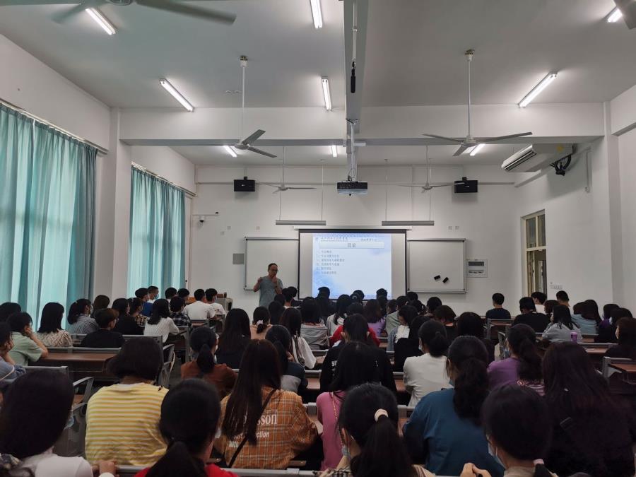 工商系召开物流管理专业专业教育