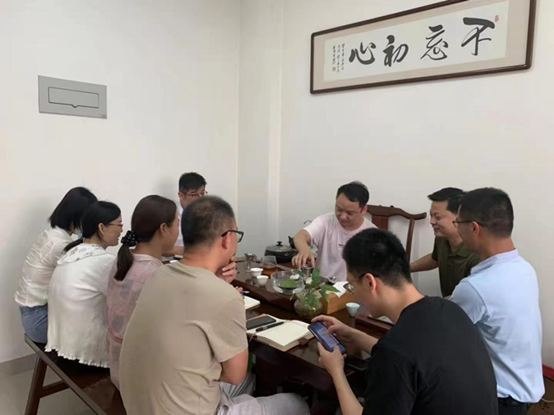 2021年电子商务专业下企业交流