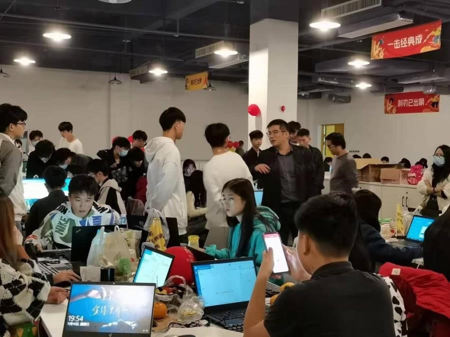 工商管理系2021级电子商务专业开展专业宣讲活动