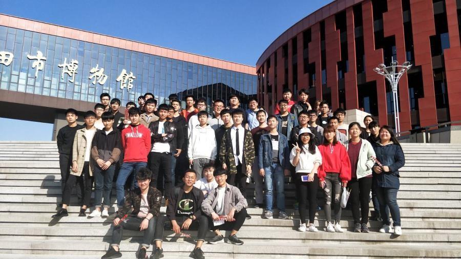 我院组织17级部分学生赴莆田市博物馆开展大学生思政课实践教学活动
