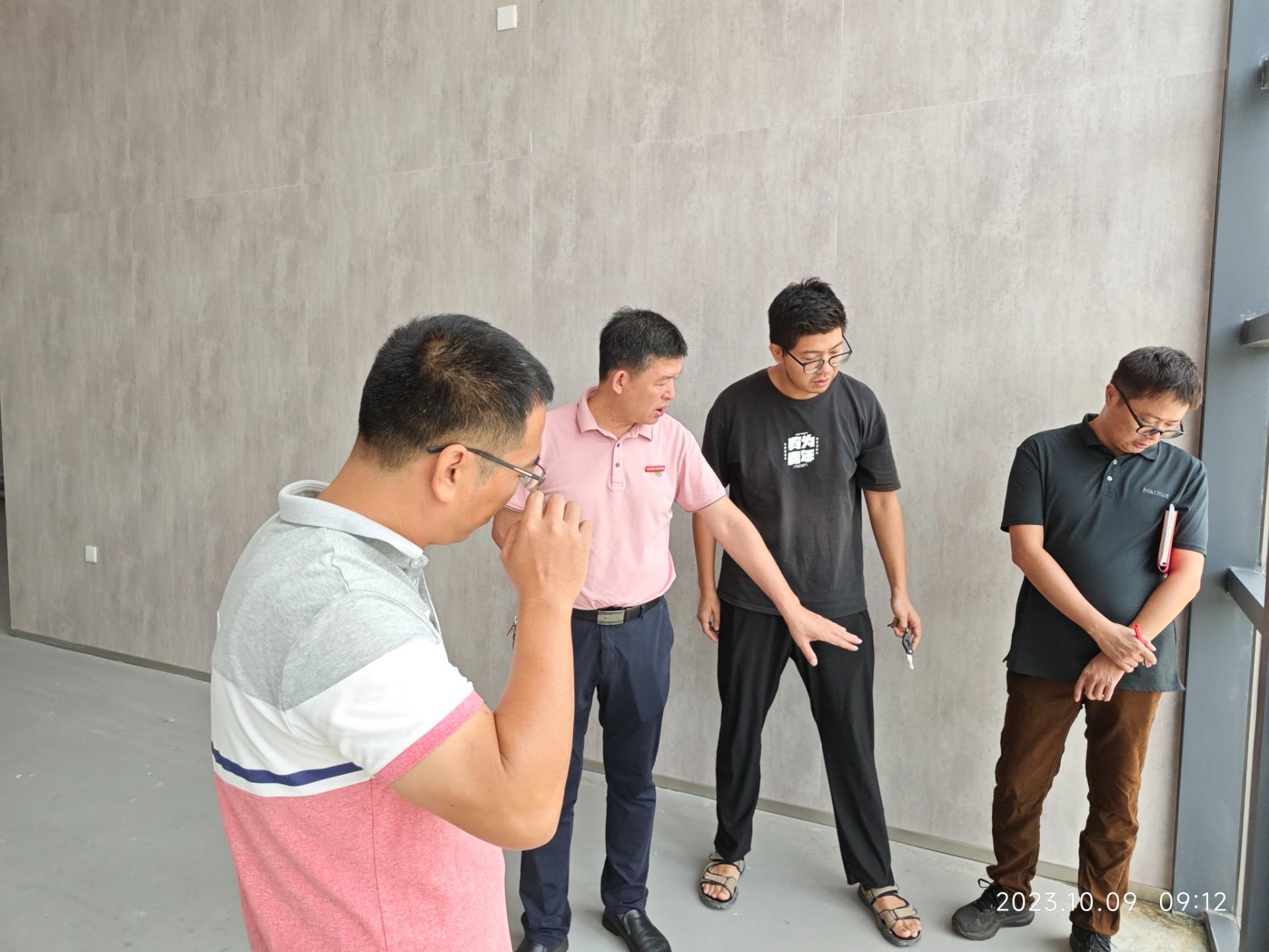 张凡深入挂钩系部开展调研活动
