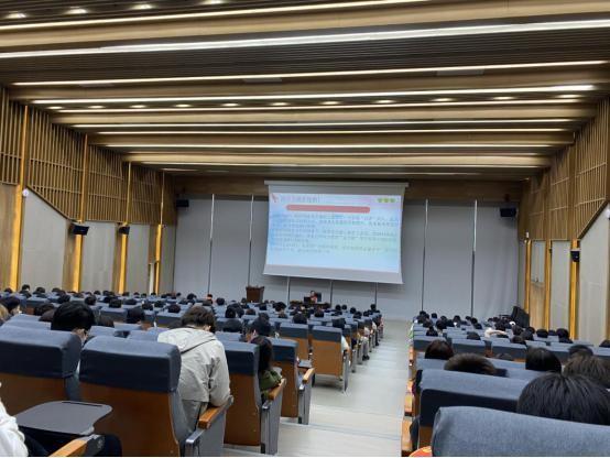 峥嵘百年传薪火，金融知识筑未来